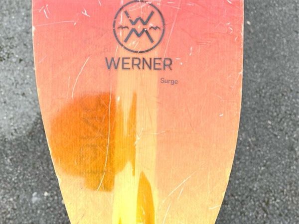 Werner Surge Bent Shaft Paddle - Main image