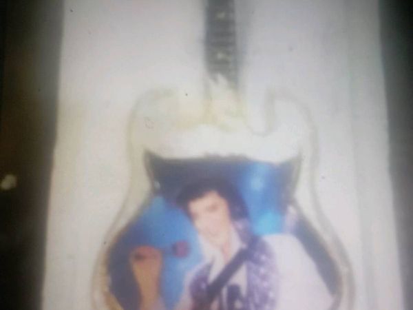 ELVIS PRESLEY PLATE COLLECTION 16 IN TOTAL - Main image