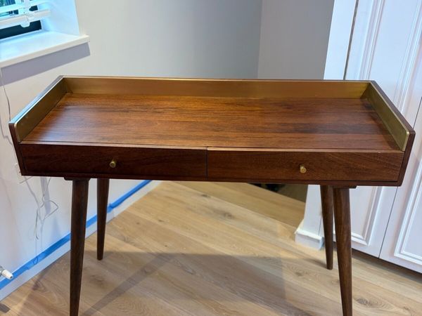 Desk - Main image