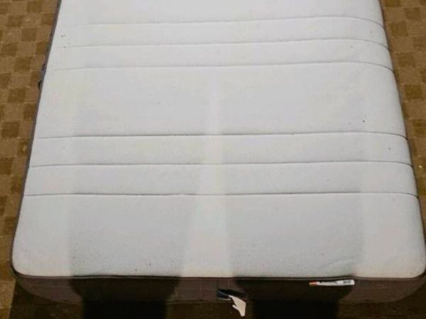 Matress - Main image