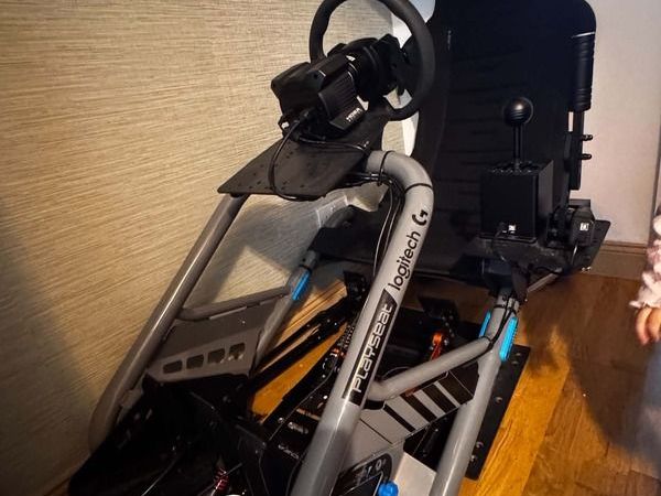 Racing simulator - Main image