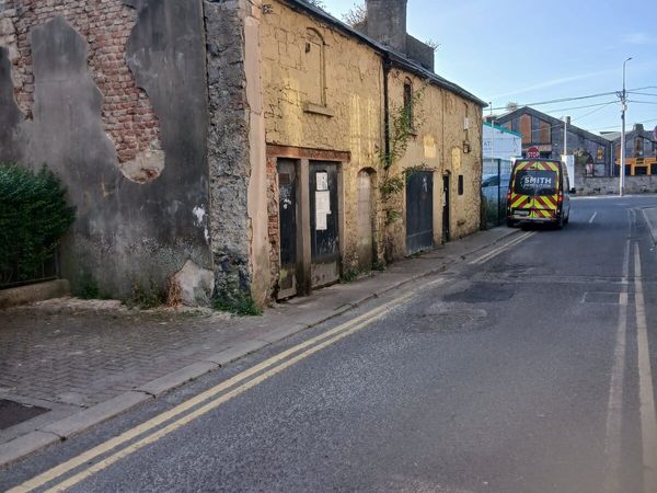 Old stone building wanted for salvage - Main image