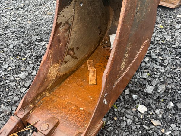 Miller scoop 2ft 80mm pin digging bucket - Main image