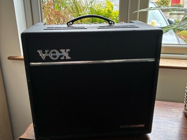 VOX VT80 and 80w guitar combo amplifier - Main image
