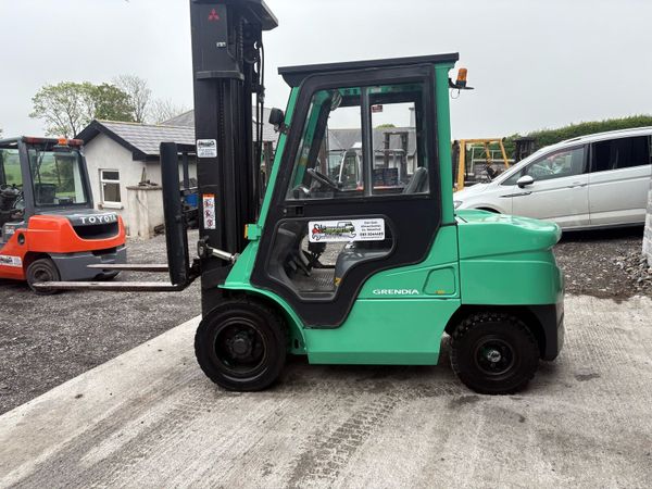 Mitsubishi forklift - Main image