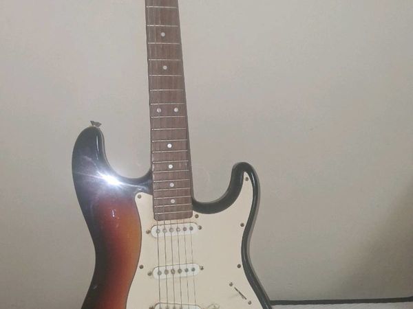 Electric guitar for sale - Main image