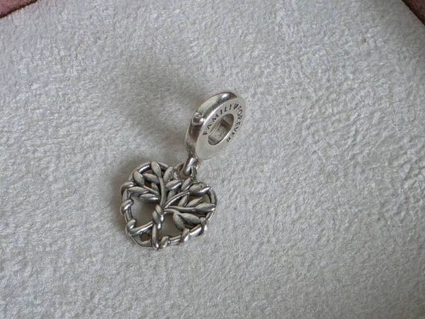 Pandora heart family tree dangle charm - Main image