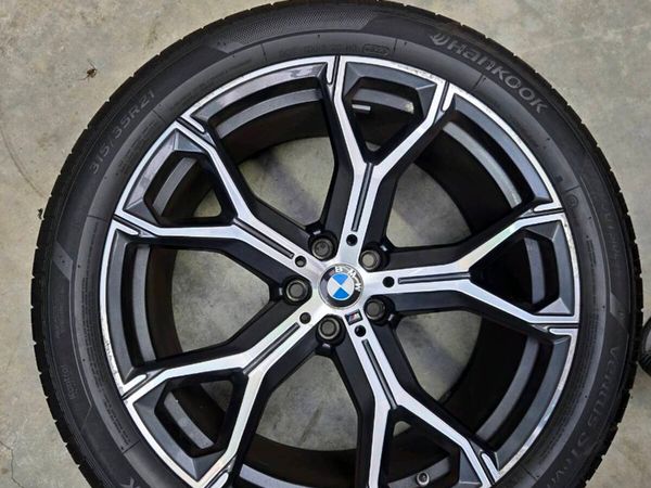 Bmw X5 Genuine 21' Alloys - Main image