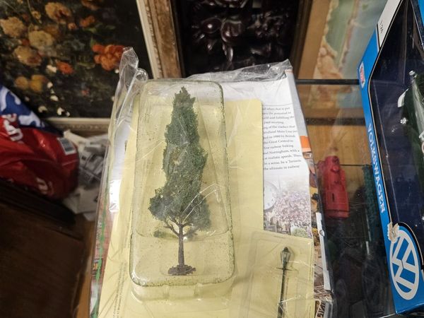 Hornby Atlas OO Gauge Tree - Main image