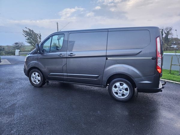 2016 ford transit custom 2.2 trend - Main image
