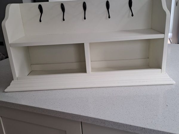 White wall-mounted cost rack with 5 hooks (brand n - Main image