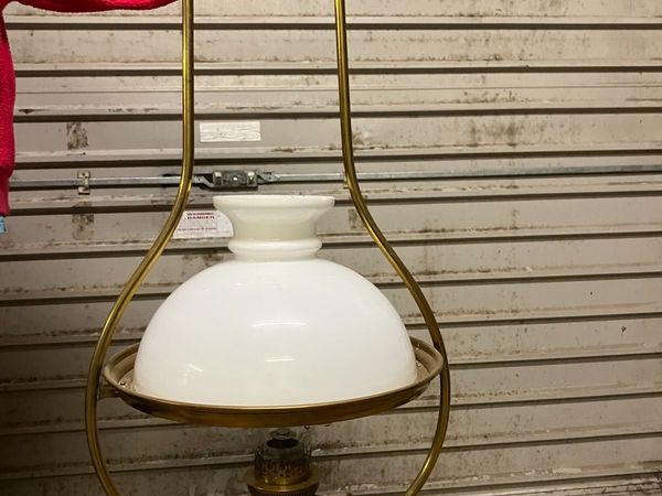 Large brass hanging oil lamp - complete - Main image