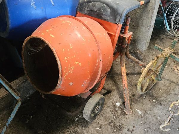 Petrol Cement mixer - Main image