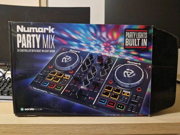 Numark Party Mix DJ Controller + Superlux HD572 He - Main image