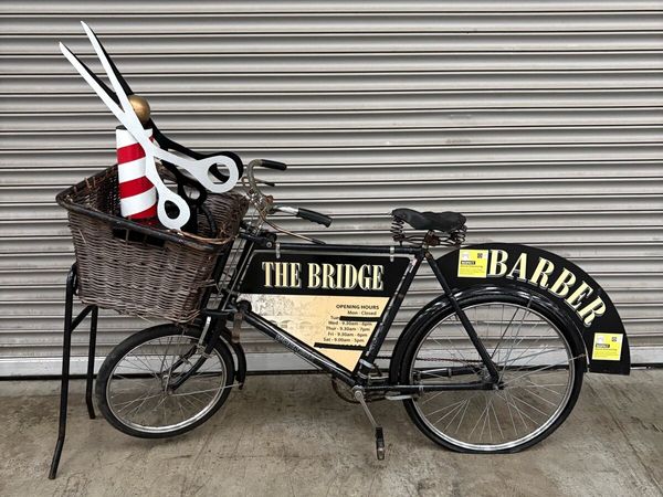 Vintage butchers bike - Main image