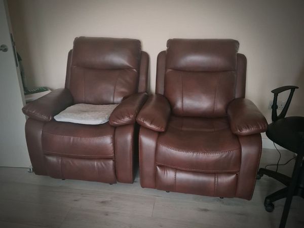 Leather Suite with Partial Manuel Recline - Main image