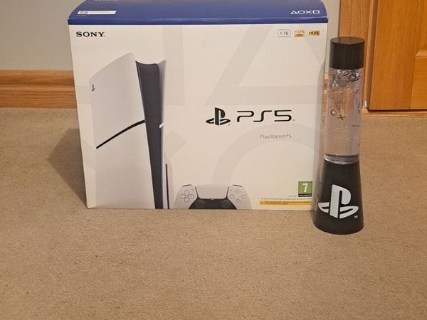 PS5 Slim Disc and Digital - Main image