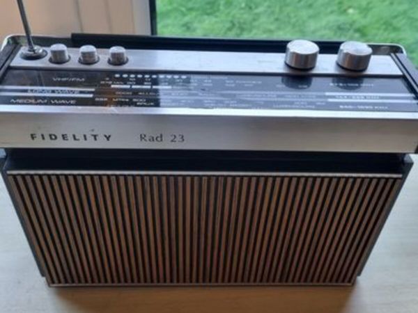 Fidelity Rad 23,a classic British transistor radio - Main image