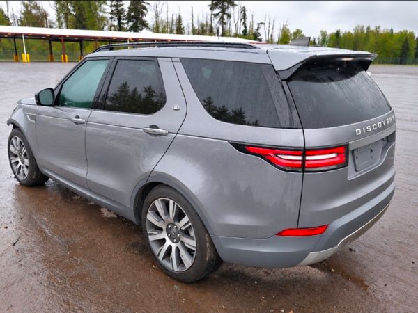Land Rover Discovery 5 - Main image