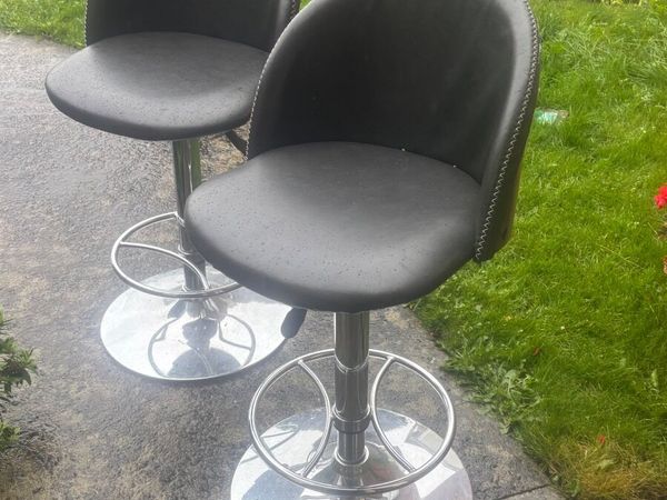 Breakfast bar stools - Main image