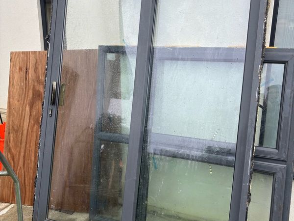 ✳️ 7X HIGH QUALITY UPVC SLIDING PATIO DOORS GRAY - Main image