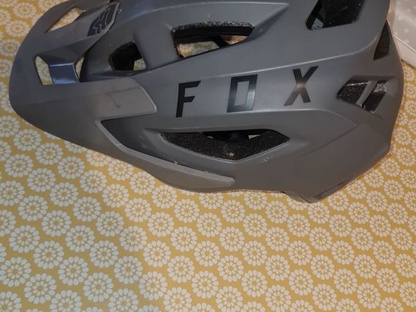 Fox helmet - Main image