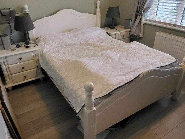 Bedroom suite - Main image