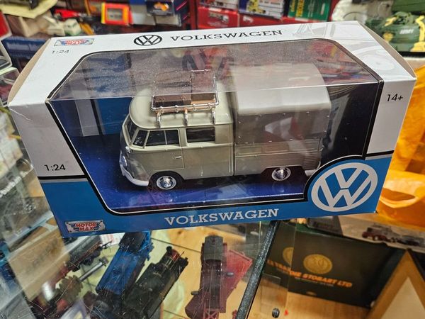 Corgi Motormax VW Van 1.24 - Main image