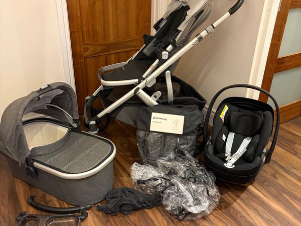 Uppababy Vista V2 travel system - Main image