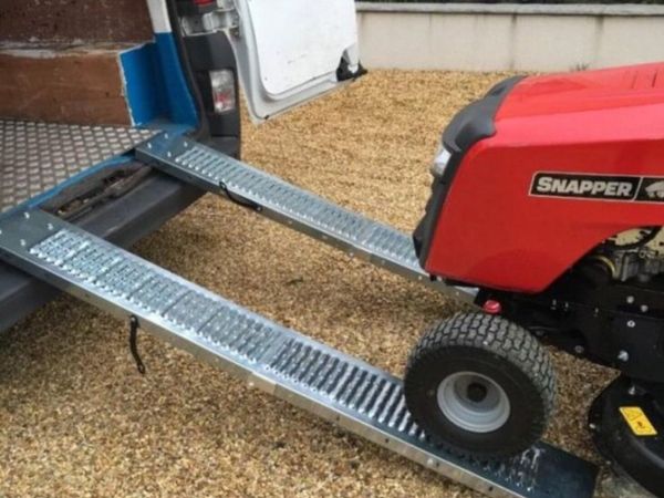 6FT 400KG FOLDING LOADING RAMPS ..FREE DELIVERY - Main image