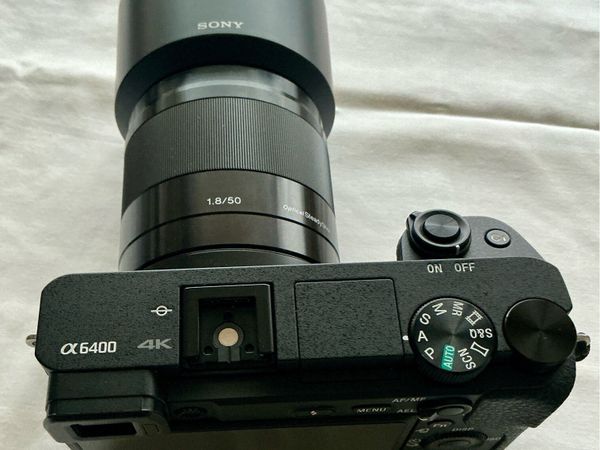 Sony A6400 Camera + Sony 50mm f/1.8 OSS Lense - Main image