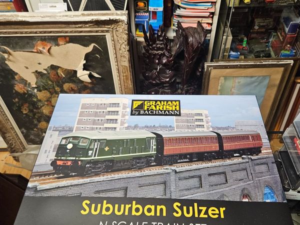 Hornby Graham Farish N Gauge Train Set - Main image