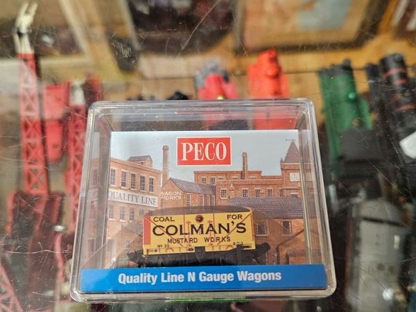 Hornby Peco N Gauge Wagon - Main image