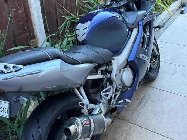 2002 HONDA CBR600 F4i - Main image