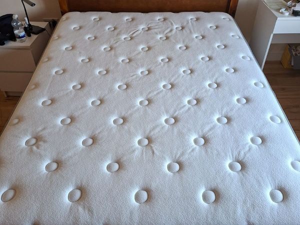 Bed - Main image