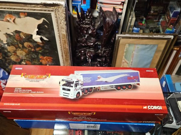 Corgi MAN Tractor Unit and Trailer 1.50 - Main image