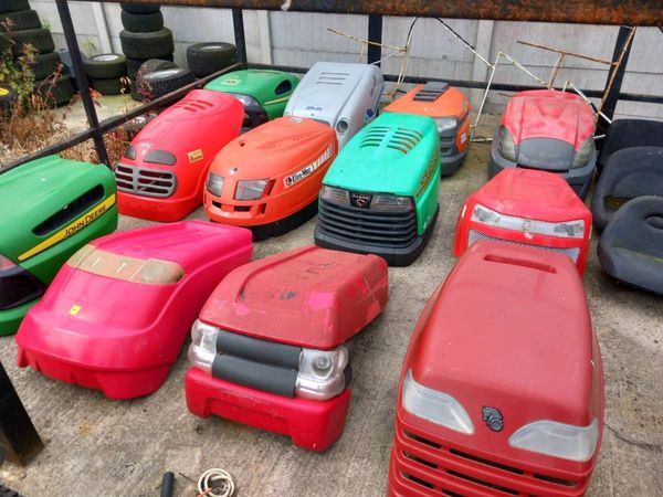 Ride on bonnets for sale - Main image