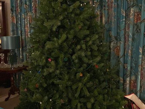 7.5ft Christmas Tree with stand - Main image