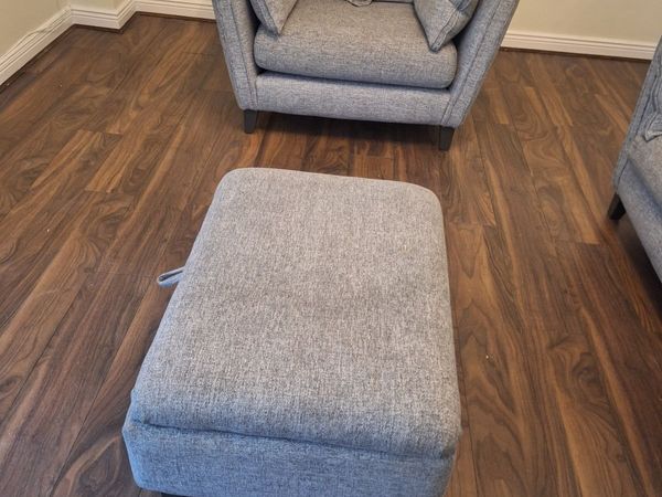 Sofa free to take away - Main image