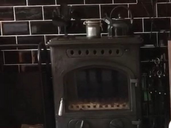 Stove with back boiler - Main image
