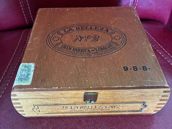 Vintage Cigar Box - Main image