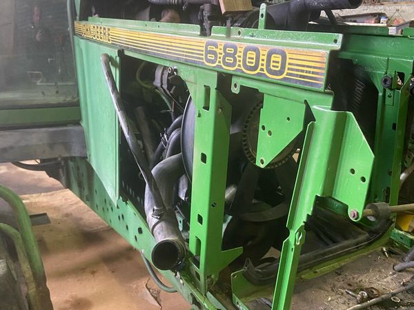 John Deere 6800 - Main image