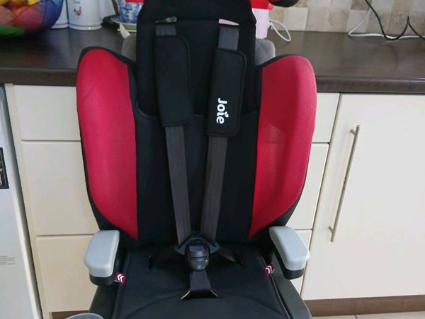 JOIE CHILDS BOOSTER SEAT LIKE NEW - Main image