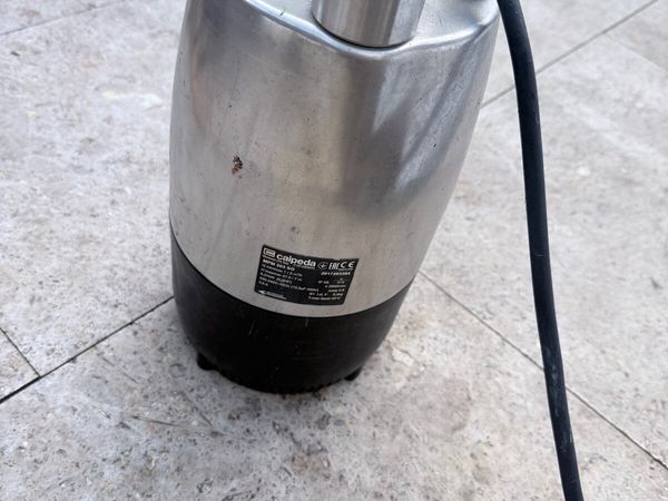 Submersible pump. - Main image