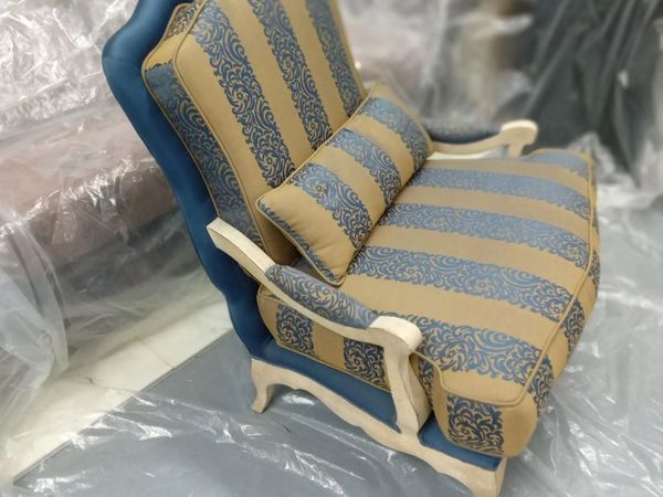 Large Armchair Relax in Blue/Gold Fabric - Main image