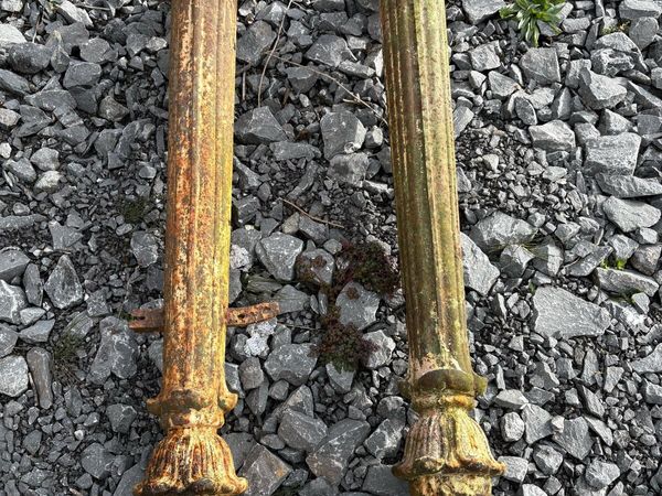Victorian cast iron pillar’s - Main image