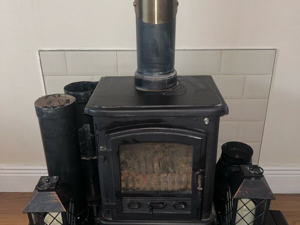 Wood burning stove - Main image