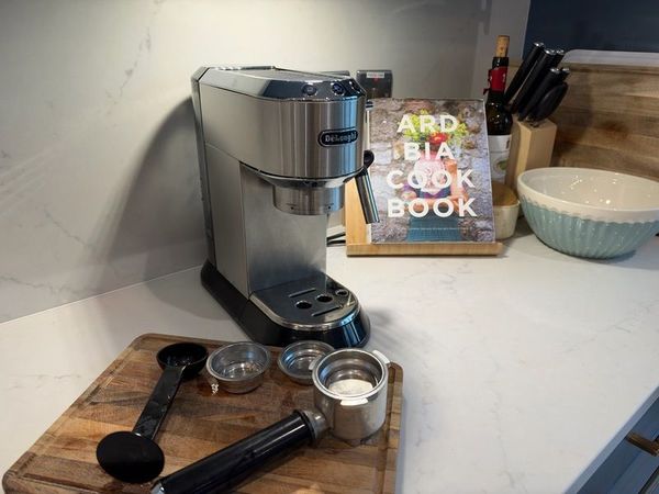 DeLonghi Dedica EC680 Espresso Machine - Main image