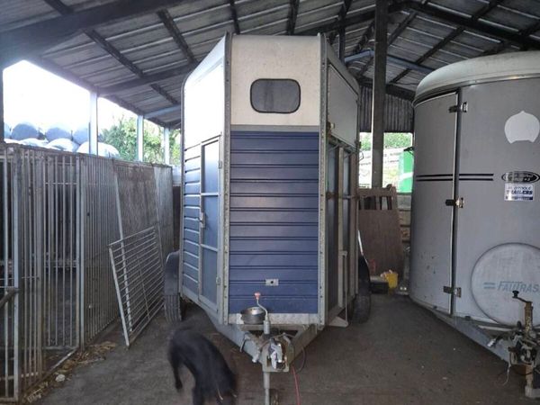 Horsebox - Main image