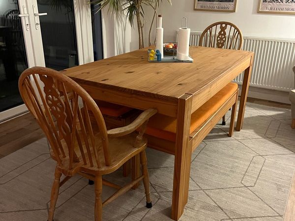 Table and bench - Main image